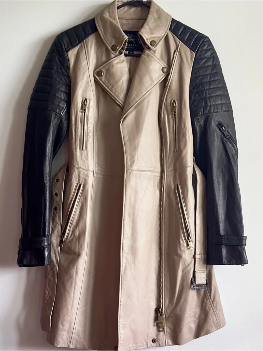 Burberry Women's Beige & Black Belted Quilted Trench Coat Pockets Size 38 - Picture 2 of 9